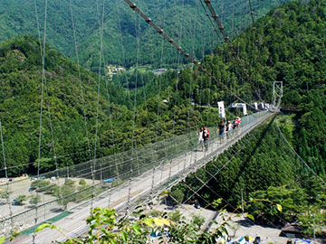 十津川の吊り橋